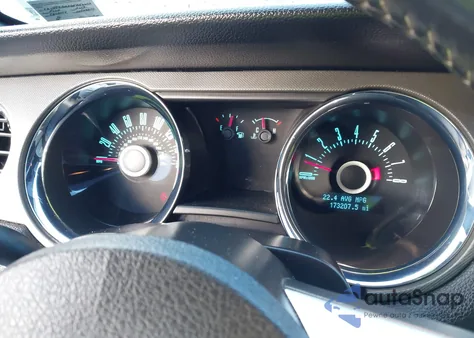 2013 Ford Mustang V6 from USA, damaged, VIN 1ZVBP8AMXD5250677